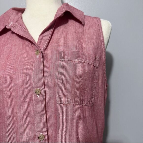 Liz Claiborne red and white button up tank with elastic on the waist. Size M - Picture 3 of 6